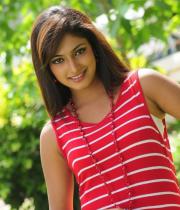 hari-priya-hot-thighs-show-photos-08