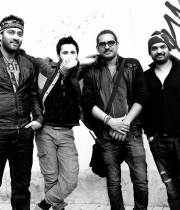 heart-attack-movie-stills-7