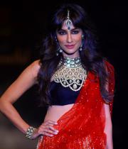 hot-celebs-at-international-jewellery-week-photos-156
