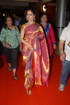 tollywood-stars-at-cine-maa-2011-awards-17