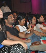 ram-charan-iddarammayilatho-audio-launch-64