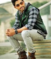 iddarammayilatho-movie-new-stills-01