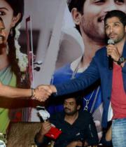 iddarammayilatho-platinum-disc-photos-34