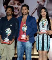 iddarammayilatho-platinum-disc-photos-4