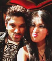 iddarammayilatho-spain-shooting-stills-03