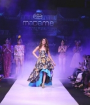 104534-ileana-showstopper-at-madame-style-week-2014-photos-02