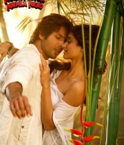 ileana-dcruz-hot-photo-stills-phata-poster-nikla-hero-hindi-movie-9