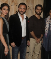 saif-ali-khan-ileana-dcruz-on-tv-serial-ajeeb-daastaan-hai-ye-sets-18