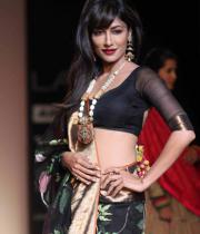 ileana-hot-images-at-lakme-fashion-week-day-4-06