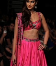 ileana-walks-the-ramp-lfw-winter-festive-2014-photos-11