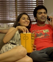 inga-enna-solludhu-movie-stills-8