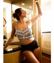 shibani-dandekar-poses-for-mandate-1