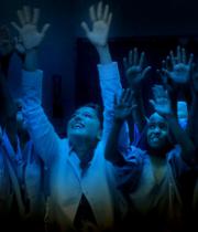 irandam-ulagam-movie-stills-35