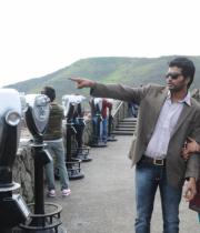 iruvar-ullam-movie-stills-16