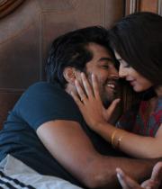 iruvar-ullam-movie-stills-45