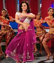 isha-chawla-hot-dance-photos-4