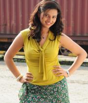 isha-chawla-cute-stills-01