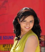 isha-chawla-cute-stills-05