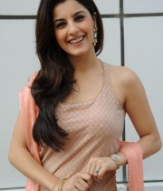 isha-talwar-at-myne-pyar-kiya-movie-launch-4