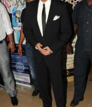 celebs-at-ishkq-in-paris-premier-show-06