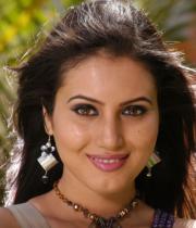 ista-sakhi-movie-stills-24