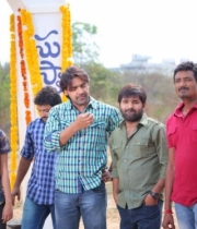 jaabillikosam-aakasamalle-movie-stills-4