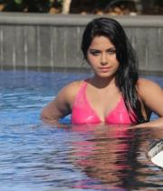 jagathjentri-movie-stills-32