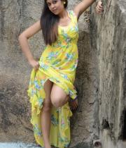 janu-lvely-spicy-photo-stills-21