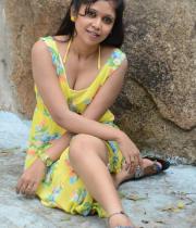 janu-lvely-spicy-photo-stills-30