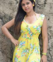 janu-lvely-spicy-photo-stills-46