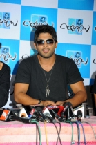 julayi-press-meet-photos-15