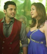 gunde-jaari-gallanthayyinde-movie-latest-hot-photos-119