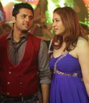 gunde-jaari-gallanthayyinde-movie-latest-hot-photos-1403