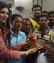 kainaat-arora-latest-photos-in-jeans-10