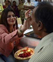 kainaat-arora-latest-photos-in-jeans-6