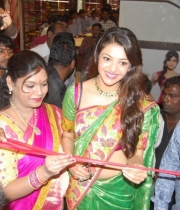 kajal-launch-srinikethan-shopping-mall-27