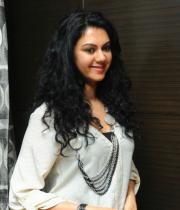 actress-kamna-jethmalani-new-images-03