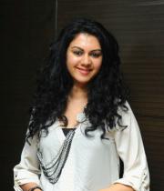 actress-kamna-jethmalani-new-images-110