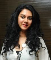 actress-kamna-jethmalani-new-images-13