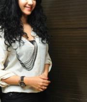 actress-kamna-jethmalani-new-images-16