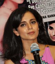 kangana-ranaut-at-stardust-magazine-launch-3