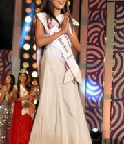 karishma-kapoor-at-indian-princess-finale-16