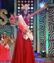 karishma-kapoor-at-indian-princess-finale-19