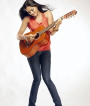 karthika-nair-cute-stills-5