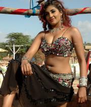 kausha-latest-hot-cleavage-show-photos-08