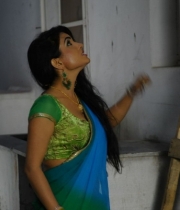 kavya-singh-latest-saree-photos-14