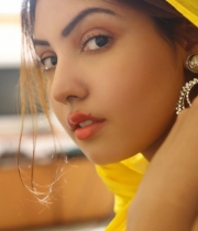 komal-jha-latest-photo-gallery-2