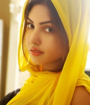 komal-jha-latest-photo-gallery-3