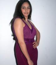 komal-sharma-hot-photo-stills-04_0
