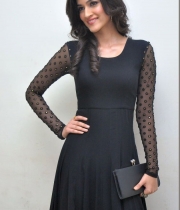 kriti-sanon-latest-photos_14